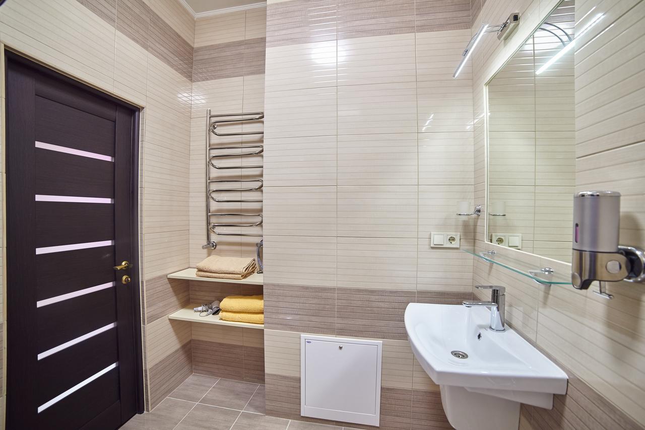 2 Bedrooms Apartment 150M From Opera House Львов Экстерьер фото