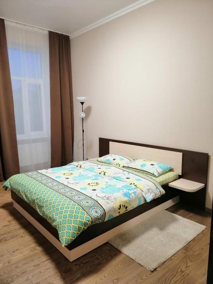 2 Bedrooms Apartment 150M From Opera House Львов Экстерьер фото
