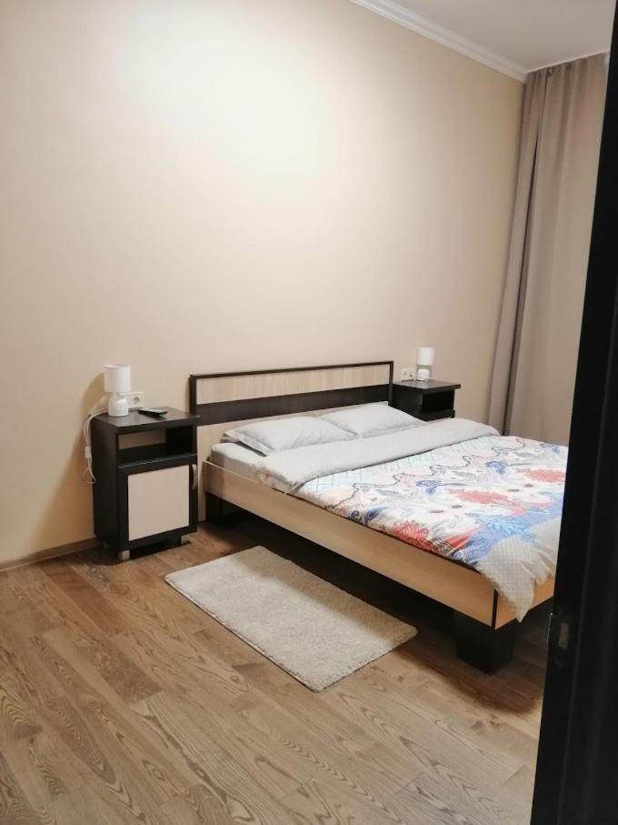 2 Bedrooms Apartment 150M From Opera House Львов Экстерьер фото